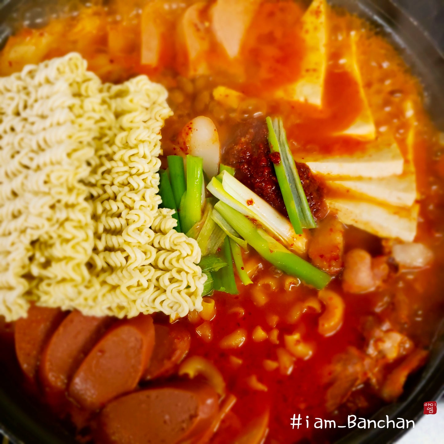 부대찌개 (반조리) Army Stew-budaejjigae(half cooked)