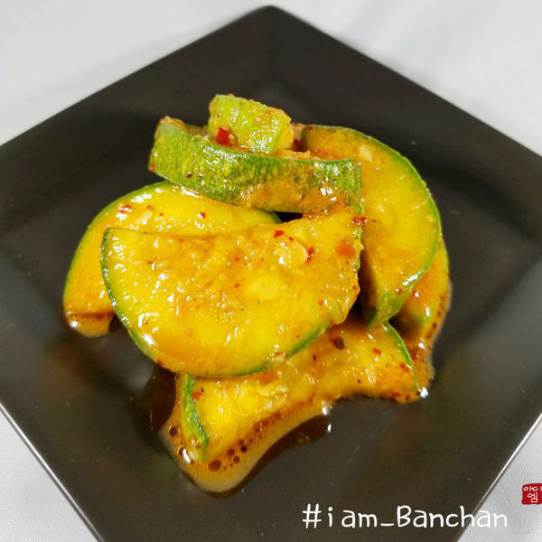 호박볶음 Stir fried Zucchini