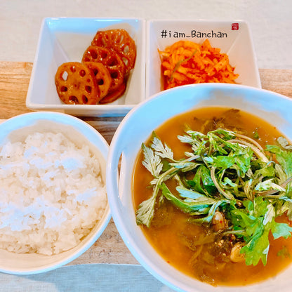 바지락 쑥국 Mugwort soup with manila clam