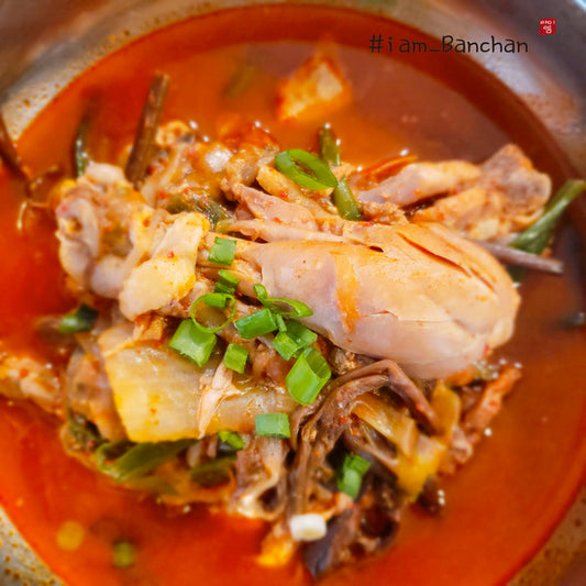 시장 닭개장 Spicy chicken soup