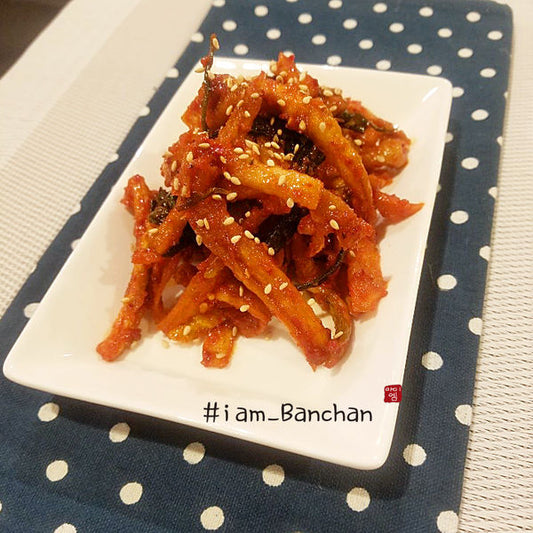 무말랭이 무침  Seasoned dried radish