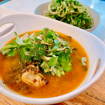 바지락 쑥국 Mugwort soup with manila clam