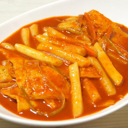 떡볶이 (반조리) Tteokbokki-Spicy rice cake (half cooked)